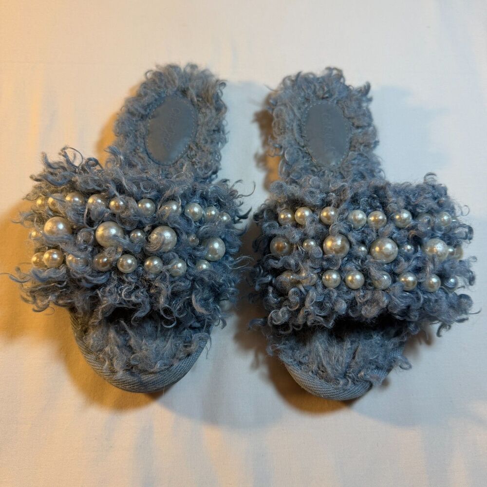 Cat and Jack 1 Adeline Girls Blue Faux Fur Pearl Beaded Cozy Slide Slipper Shoes
